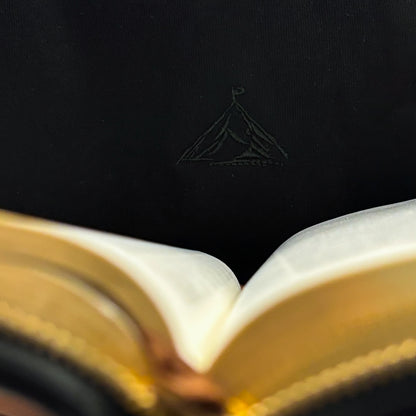 ESSENTIALS TEE BLACK