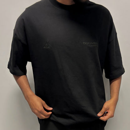 ESSENTIALS TEE BLACK